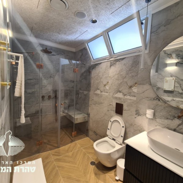 gallery picture